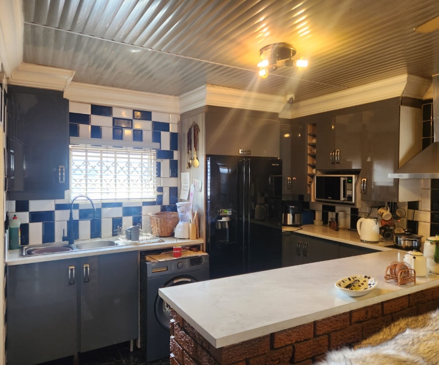3 Bedroom Property for Sale in Kuyasa Western Cape
